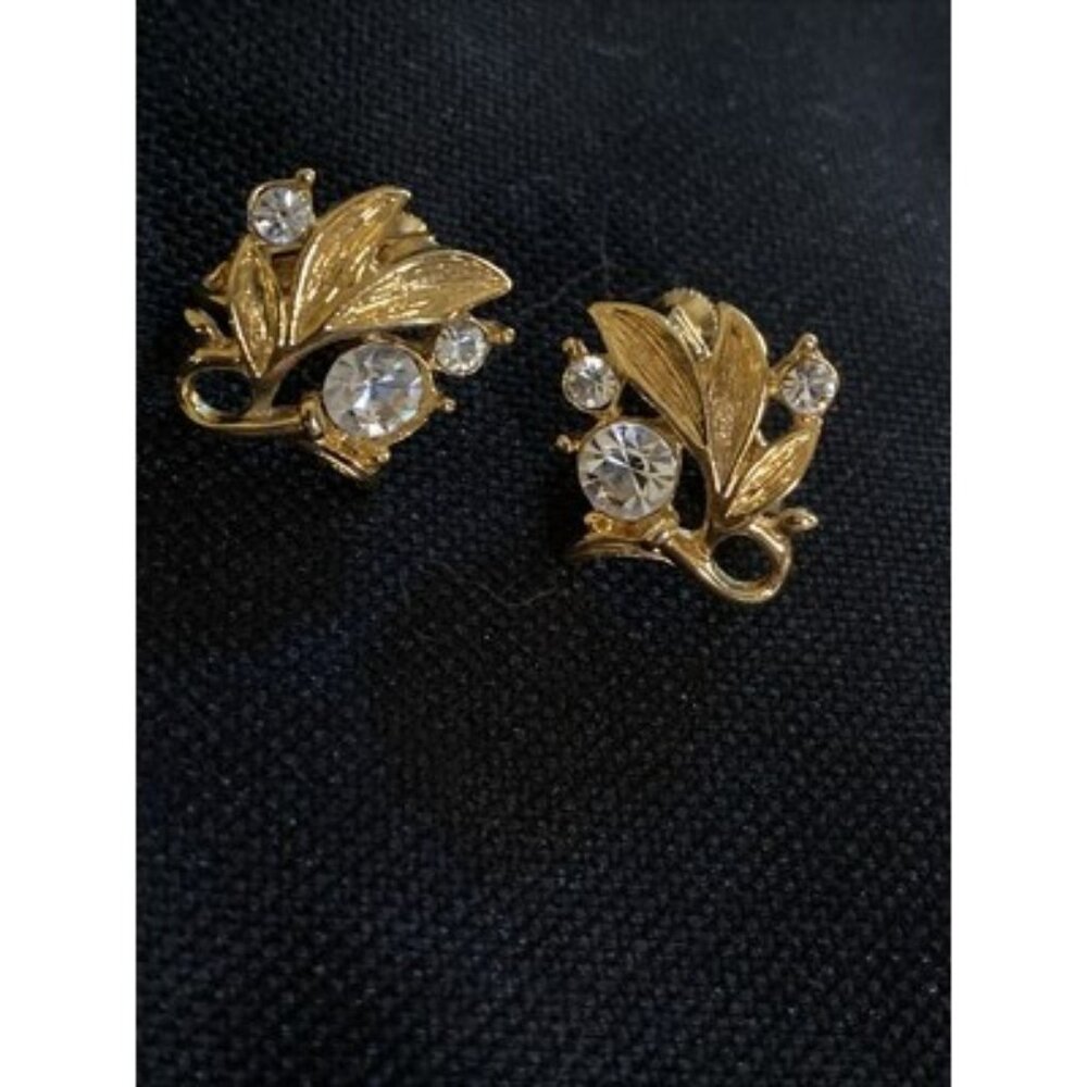 Vintage Signed  Napier Gold Tone Rhinestone Clip on Earrings Excellent Condition